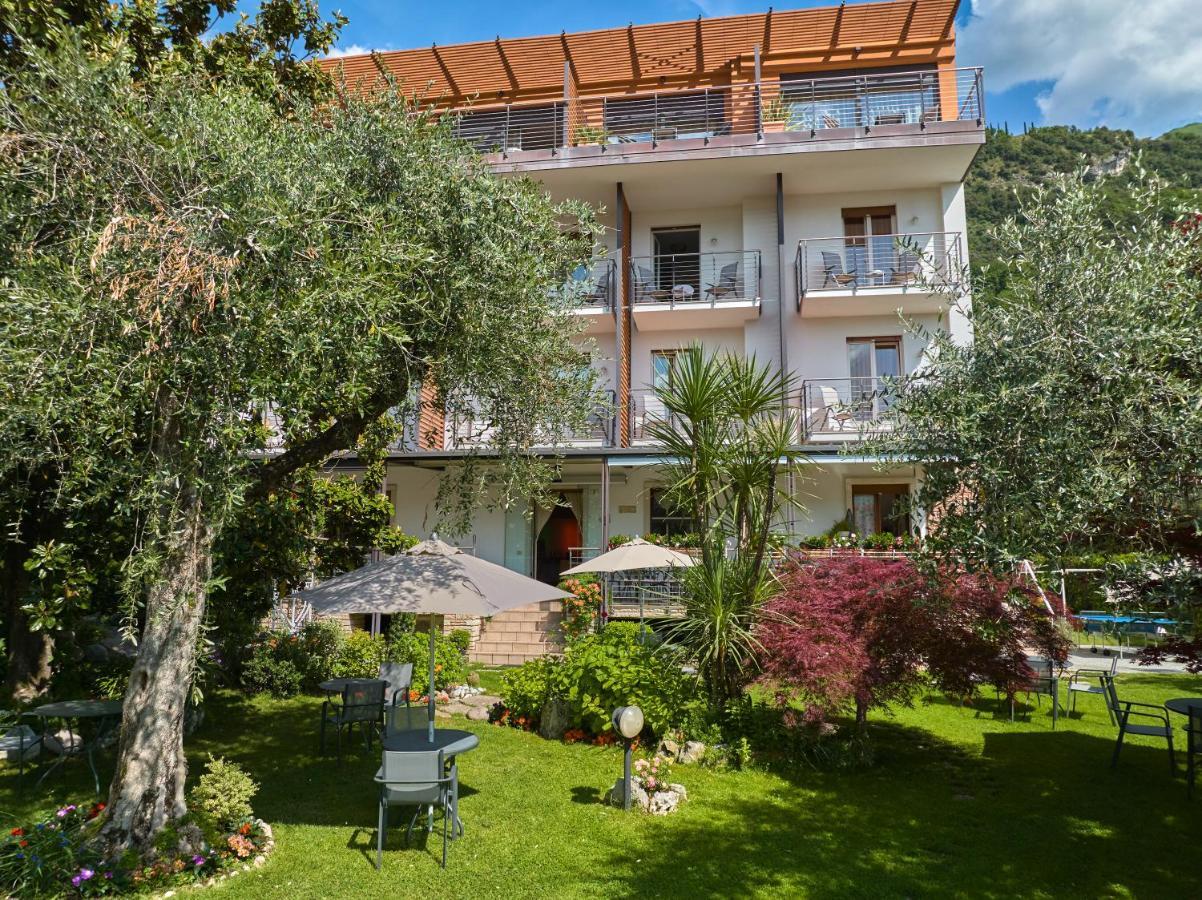 Eco Hotel Ariston Malcesine Exterior foto