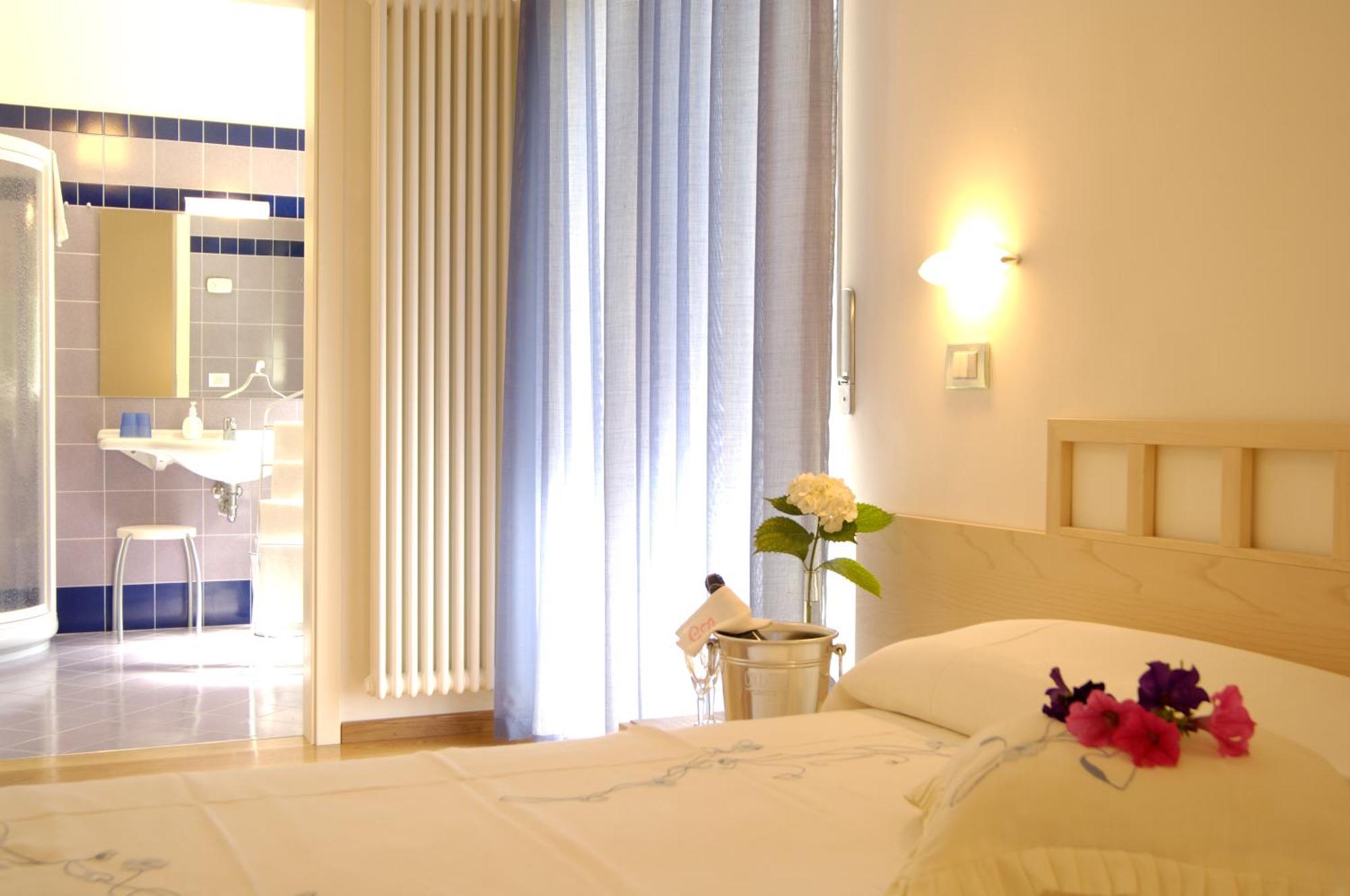 Eco Hotel Ariston Malcesine Exterior foto